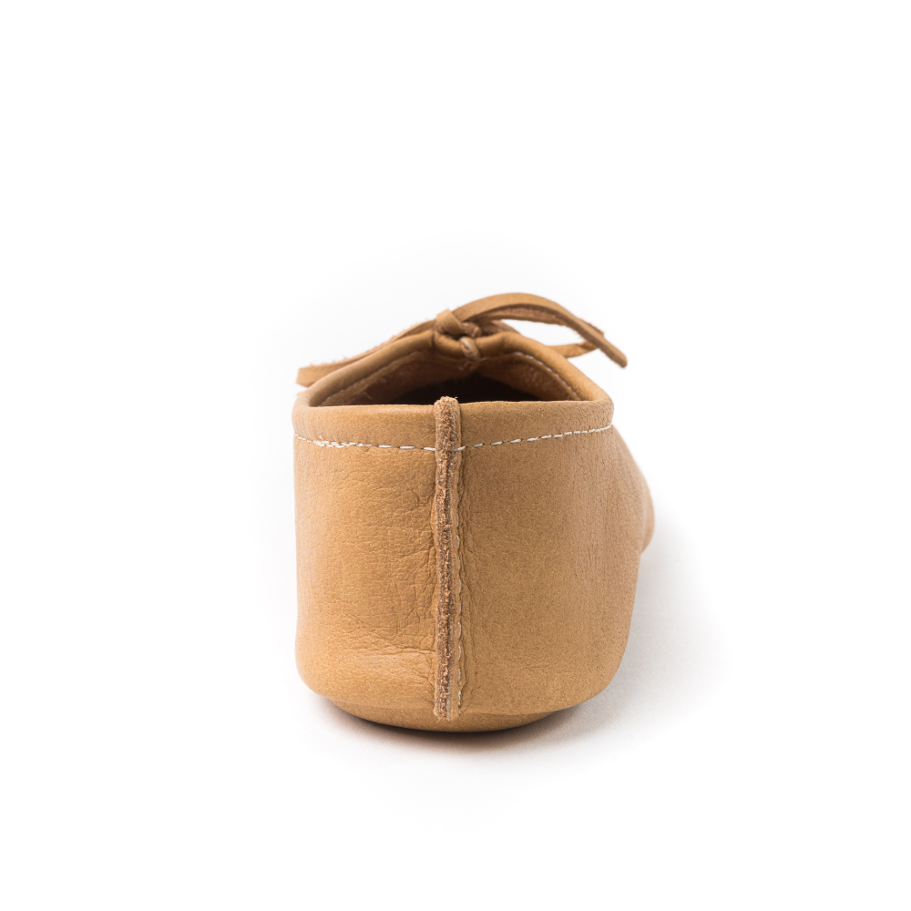 Mocassion Yata terre érable vue de derrière
