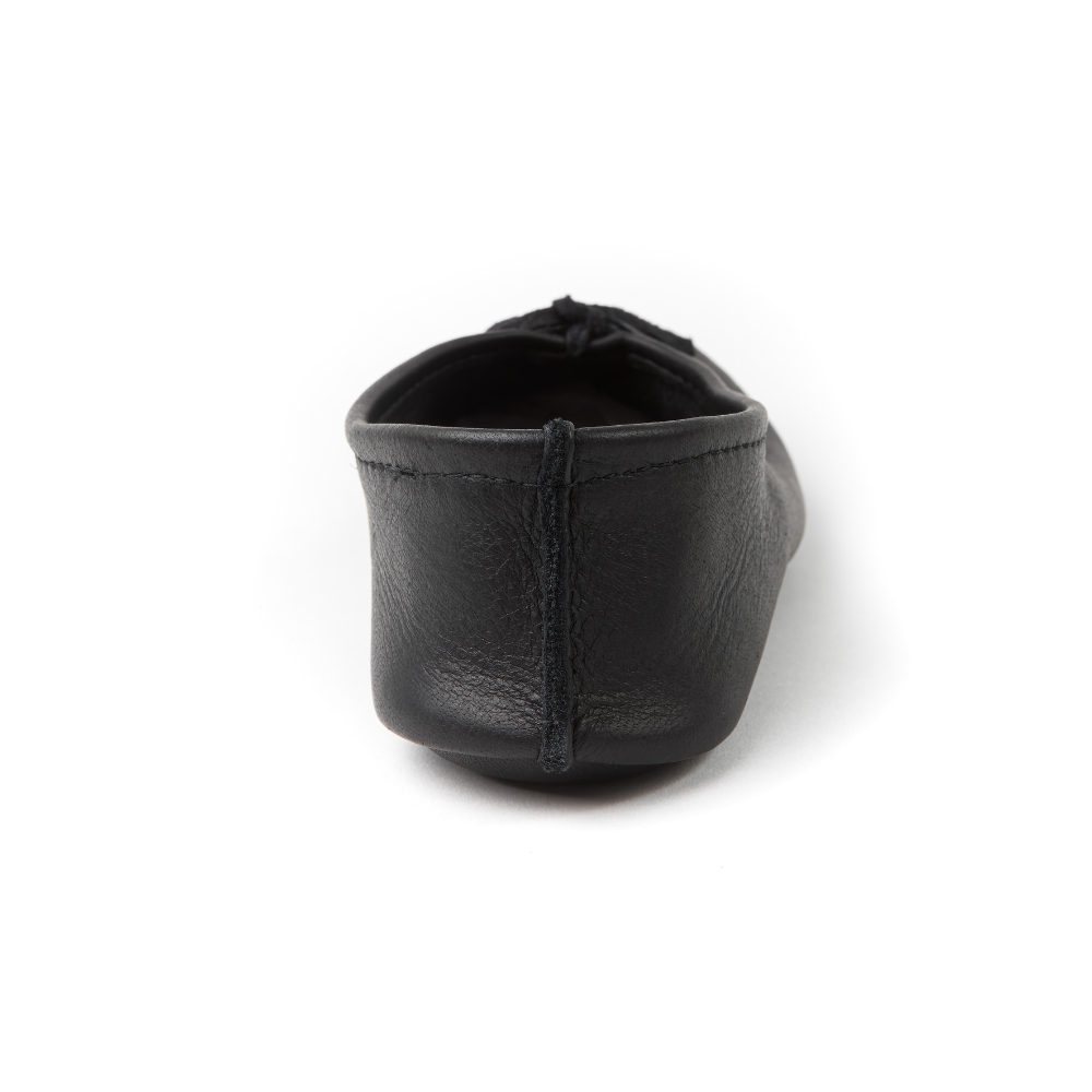 Mocassin Yata terre noir vue de derrière